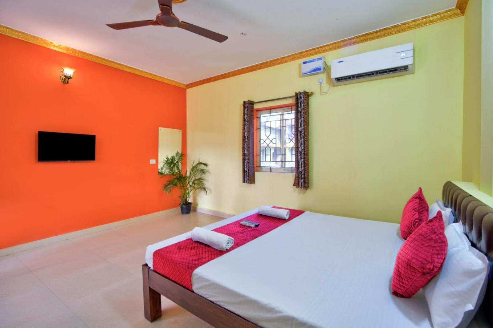 Hotel Savita Calangute Exterior photo